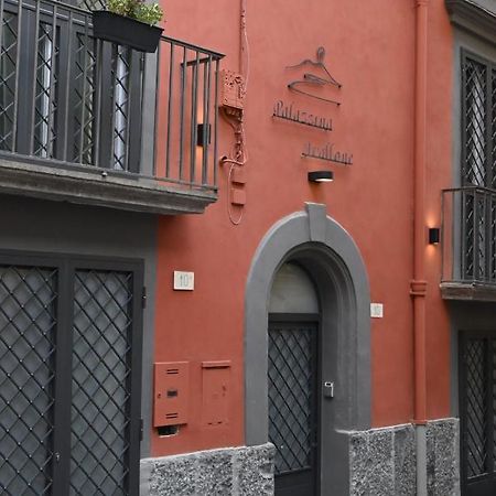 B&B Palazzina Avallone Napoli Bagian luar foto