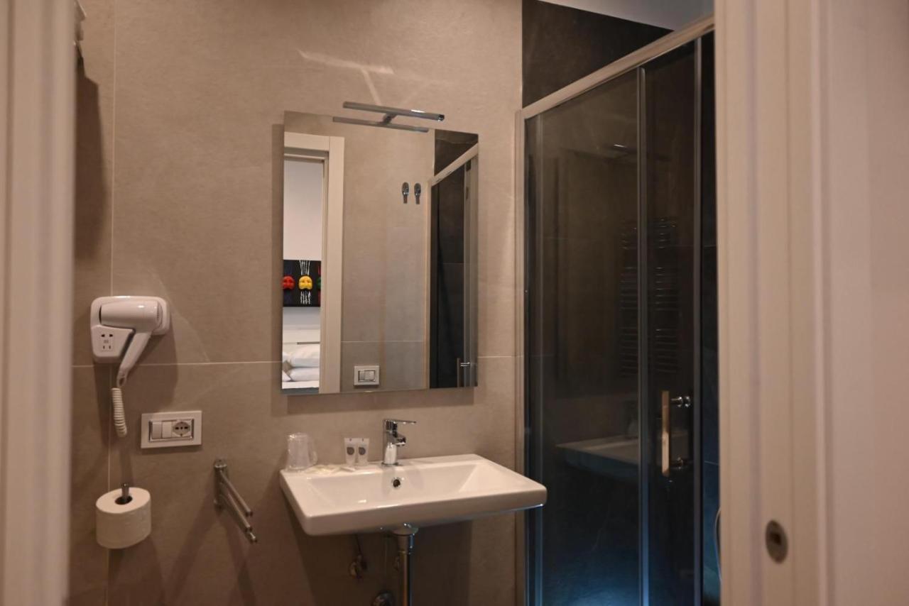 B&B Palazzina Avallone Napoli Bagian luar foto